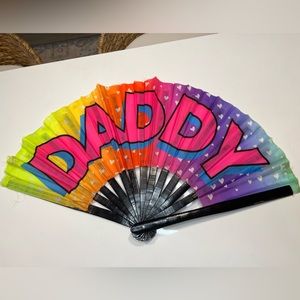 Whos your DADDY? Rave clapping fan